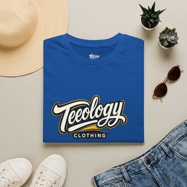Teeology Script Logo retro athletic graphic T-shirt